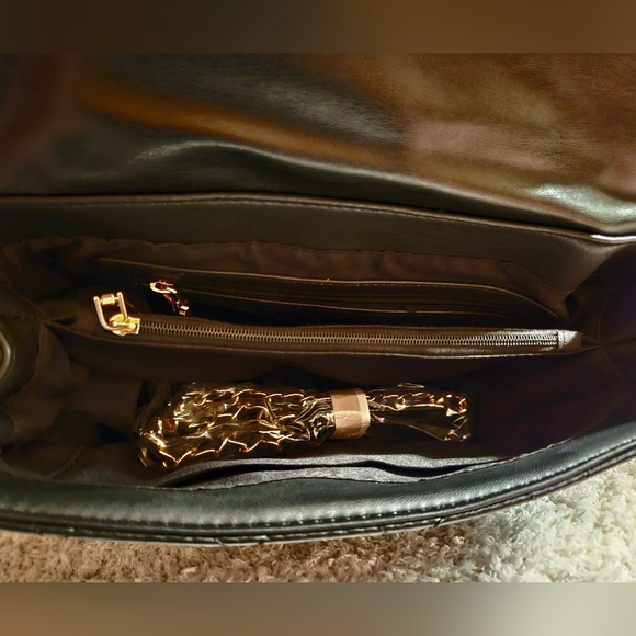 Badgley Mischka | Crossbody | Quilted | Vegan Leather | Purse | Handbag | NWT - Picture 5 of 14